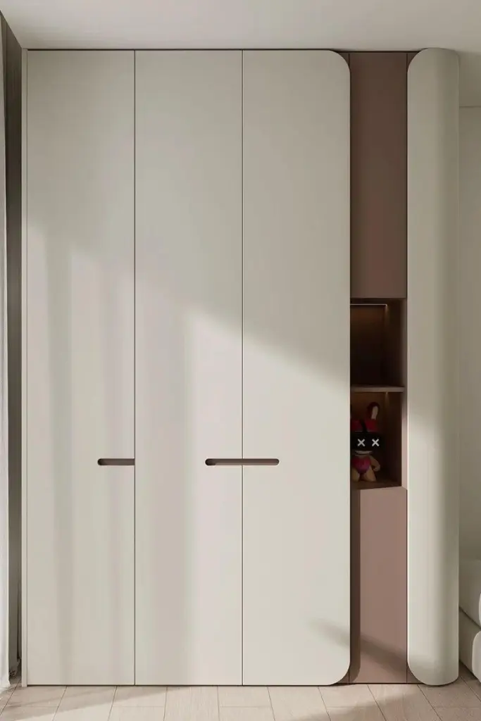 Plain Scandinavian Cupboard